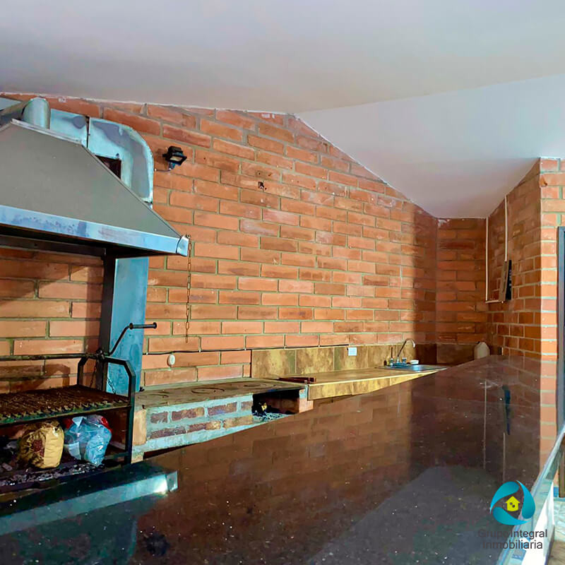 Casa en alquiler - Cerca al Tesoro