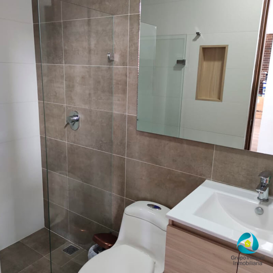 Apto en alquiler - Laureles