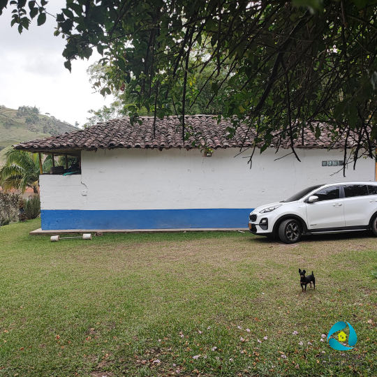 Casa Típica Campesina | Kayak y Acceso al Embalse - Peñol