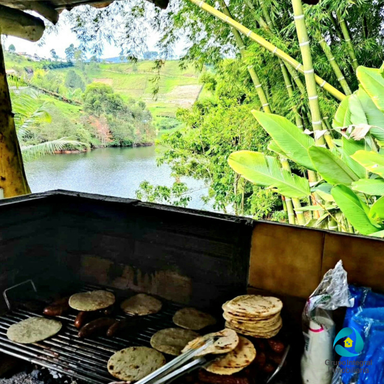 Casa Típica Campesina | Kayak y Acceso al Embalse - Peñol