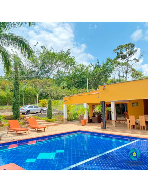 Finca "B-101" - Barbosa Antioquia