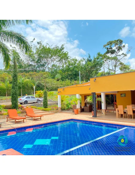 Finca "B-101" - Barbosa Antioquia