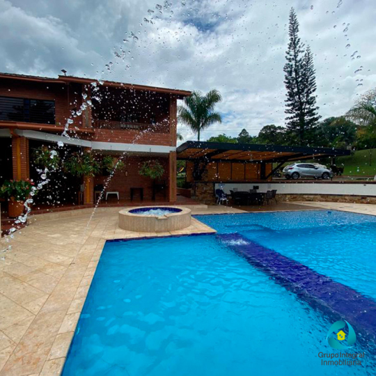 Finca "B-102" - Barbosa Antioquia