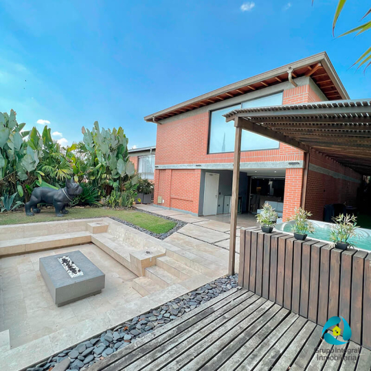 Casa de Lujo - AENV-101