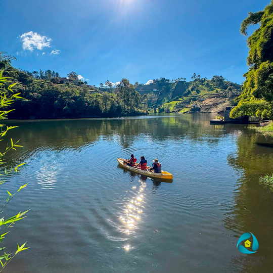 Casa Típica Campesina | Kayak y Acceso al Embalse - Peñol