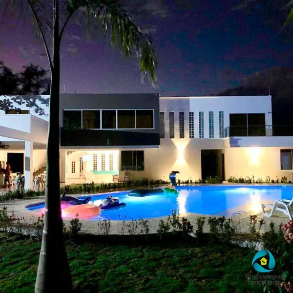 Finca "Casa Blanca" - Santafé de Antioquia 2