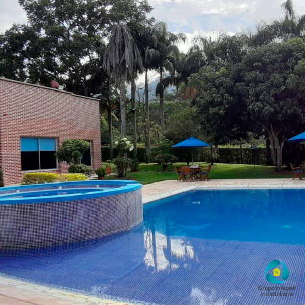 Finca "La Reina" - San Jerónimo 2