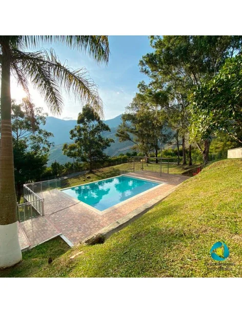 Finca Cabañas de madera en Girardota 2